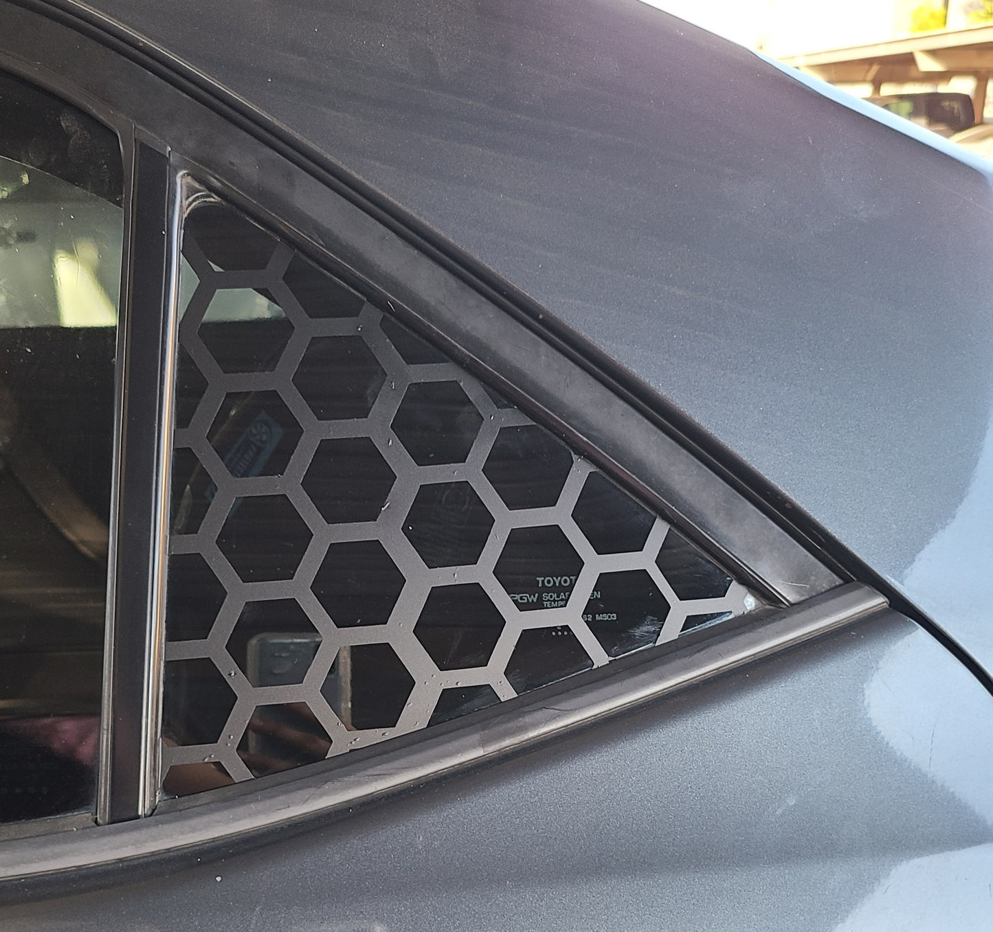 Beehive Window Shade